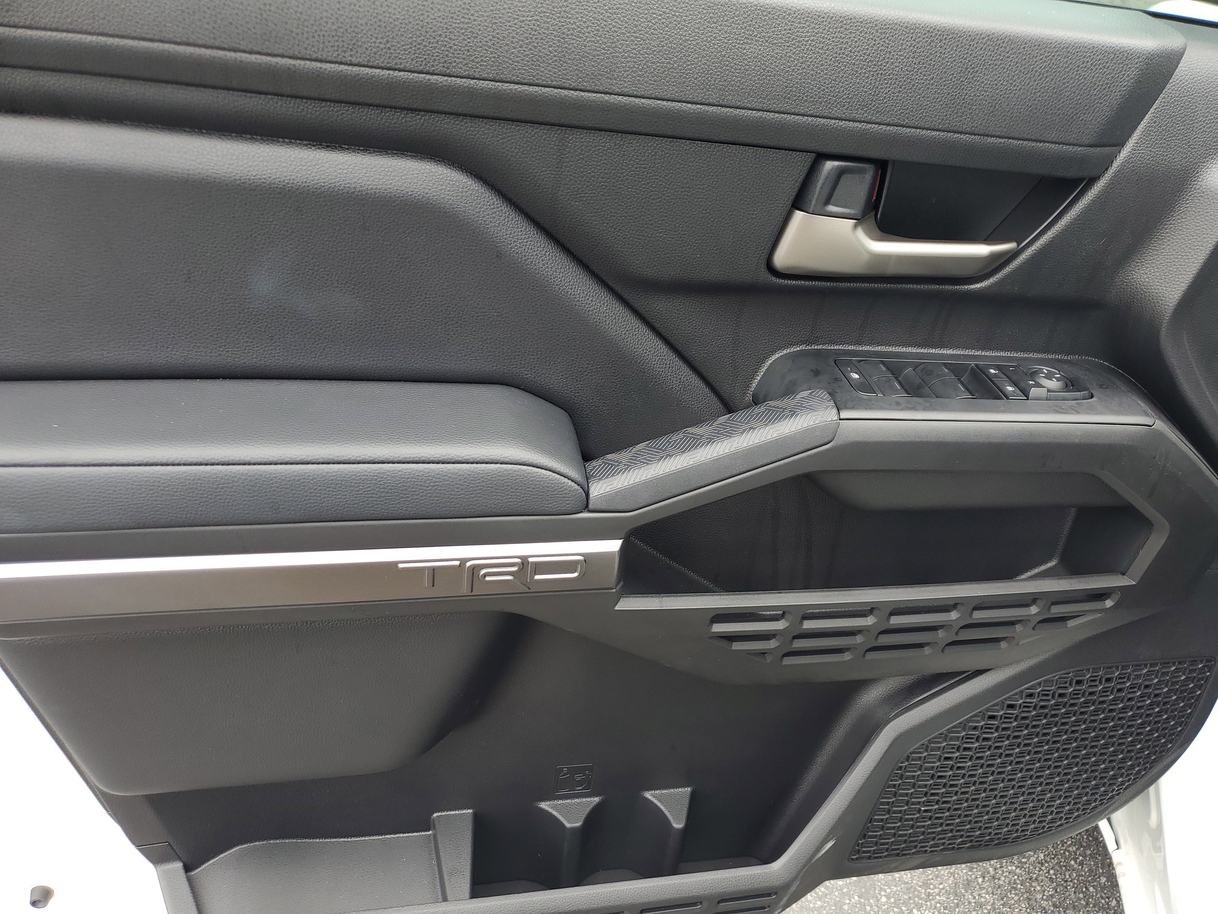 Certified 2025 Toyota Tacoma TRD Sport image 20