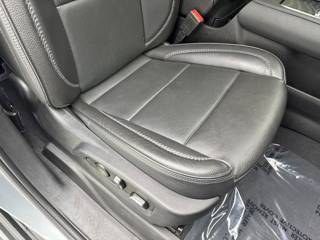 Used 2023 GMC Yukon Denali image 51