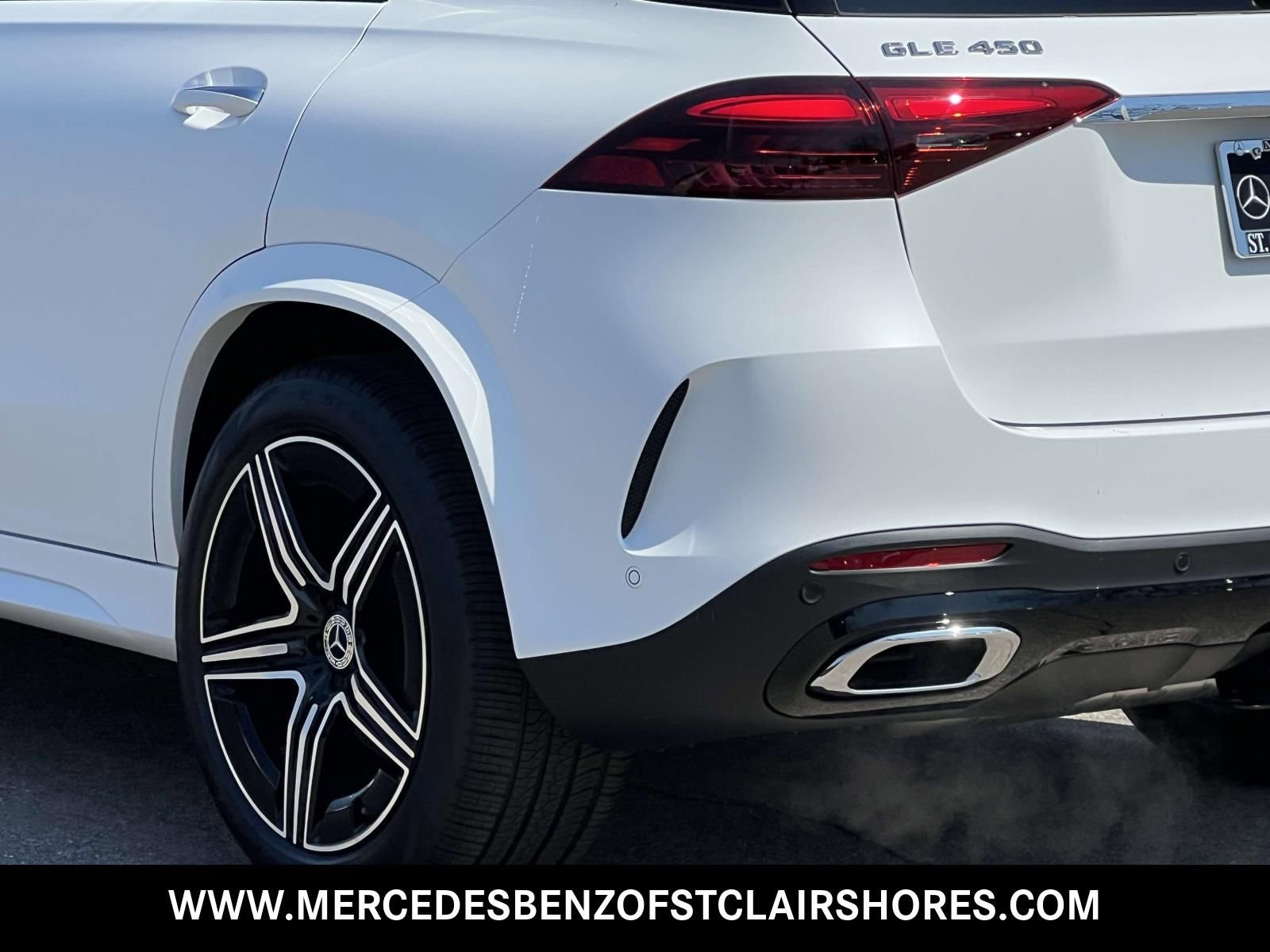 New 2026 Mercedes-Benz GLE 450 4MATIC image 4