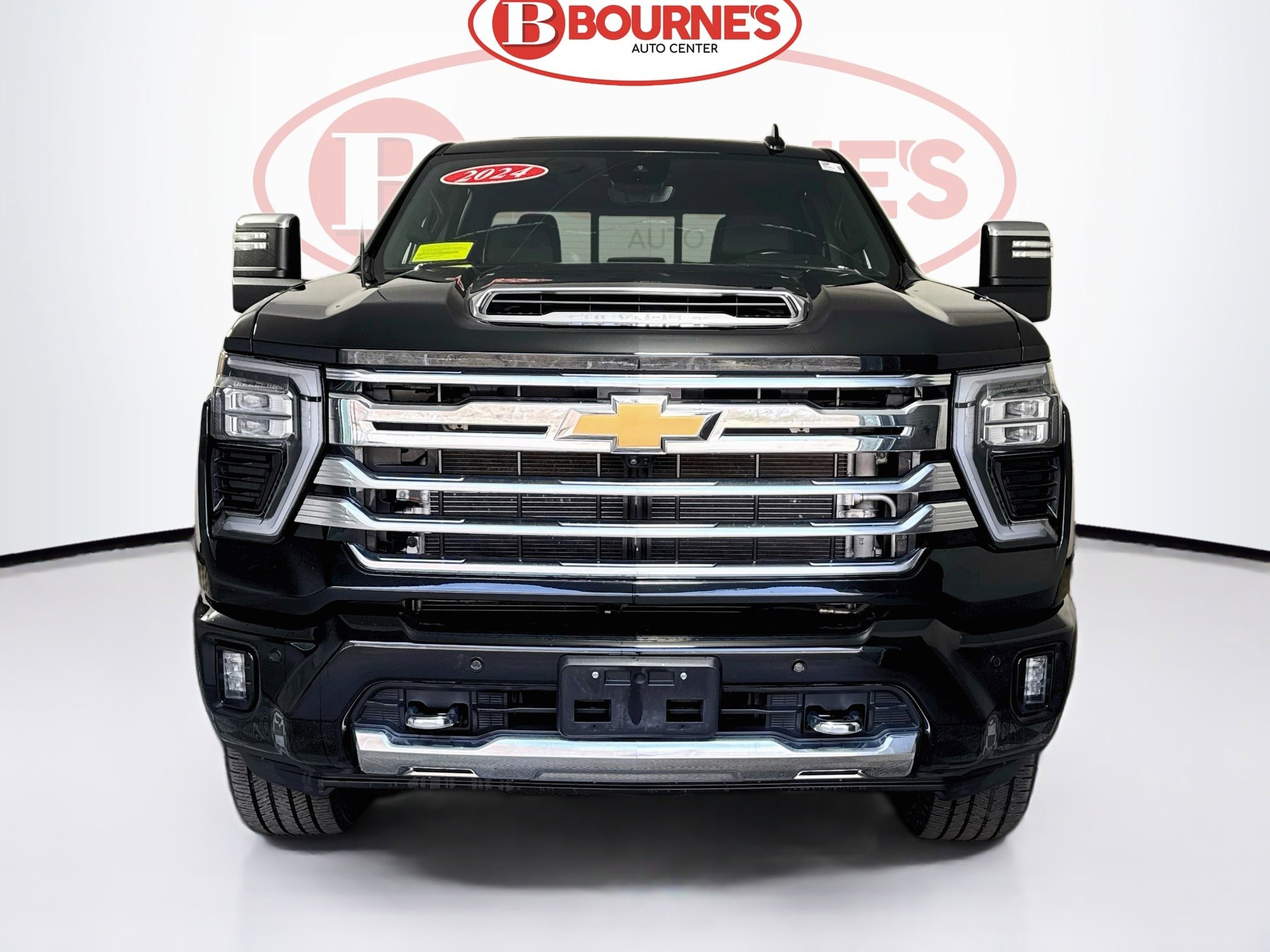 Used 2024 Chevrolet Silverado 3500 High Country w/ Technology Package AWD/4WD image 7