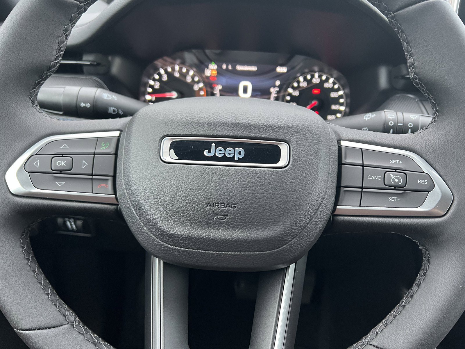 New 2026 Jeep Compass Latitude AWD/4WD image 15