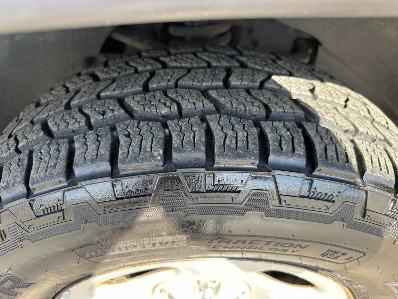 Used 2003 Jeep Liberty Sport AWD/4WD image 10