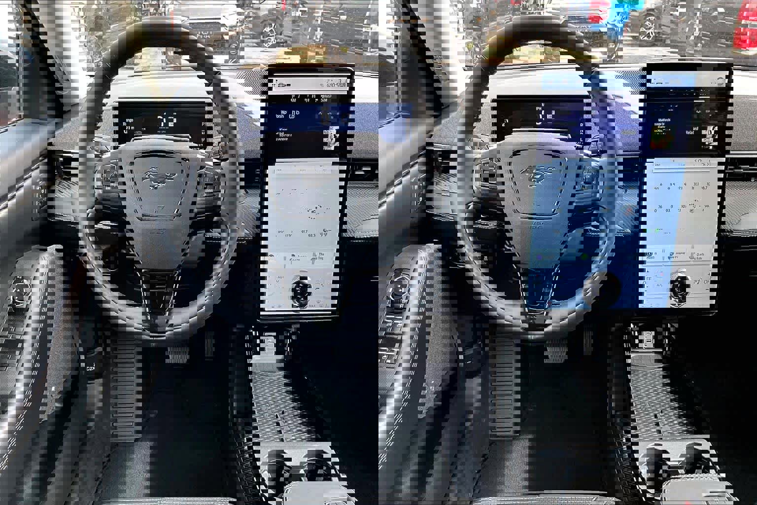 Certified 2024 Ford Mustang Mach-E Premium image 5