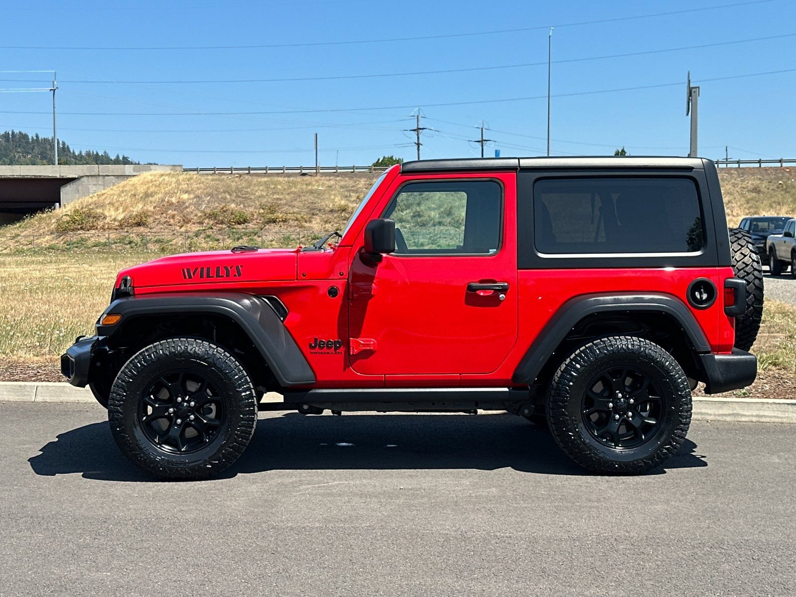 Used 2022 Jeep Wrangler Sport AWD/4WD image 6