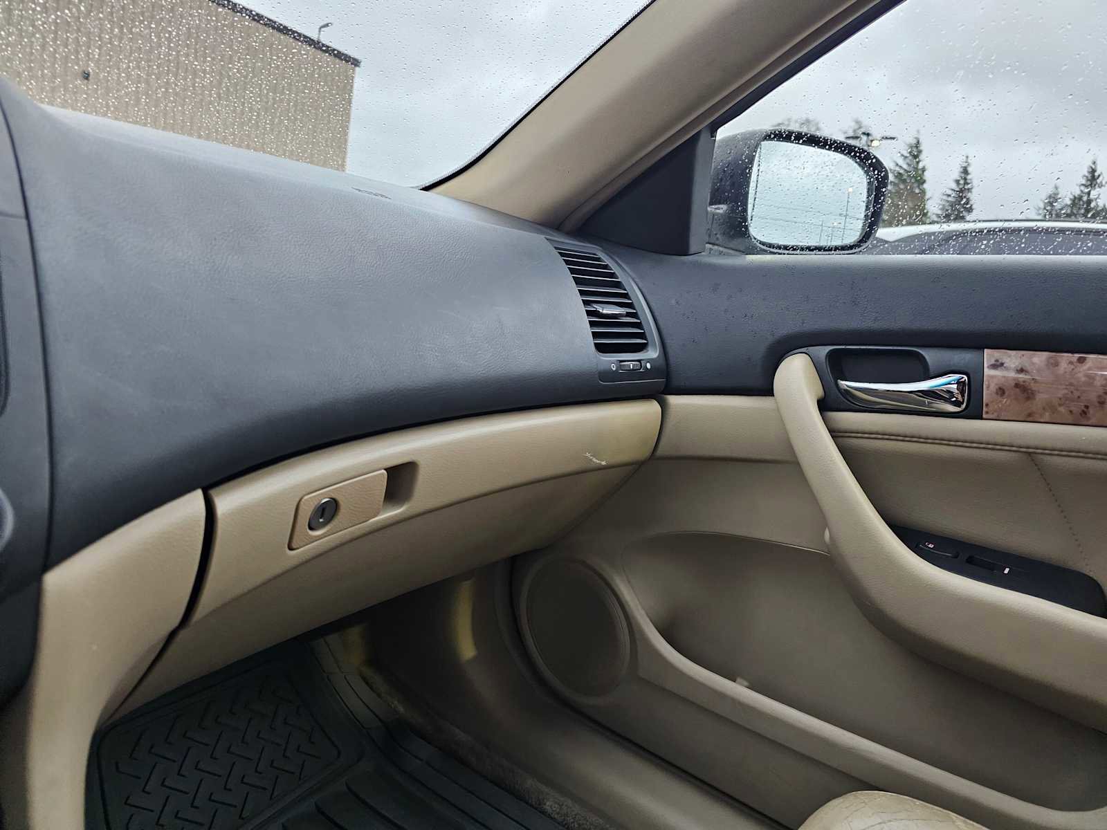 Used 2005 Honda Accord EX-L image 26