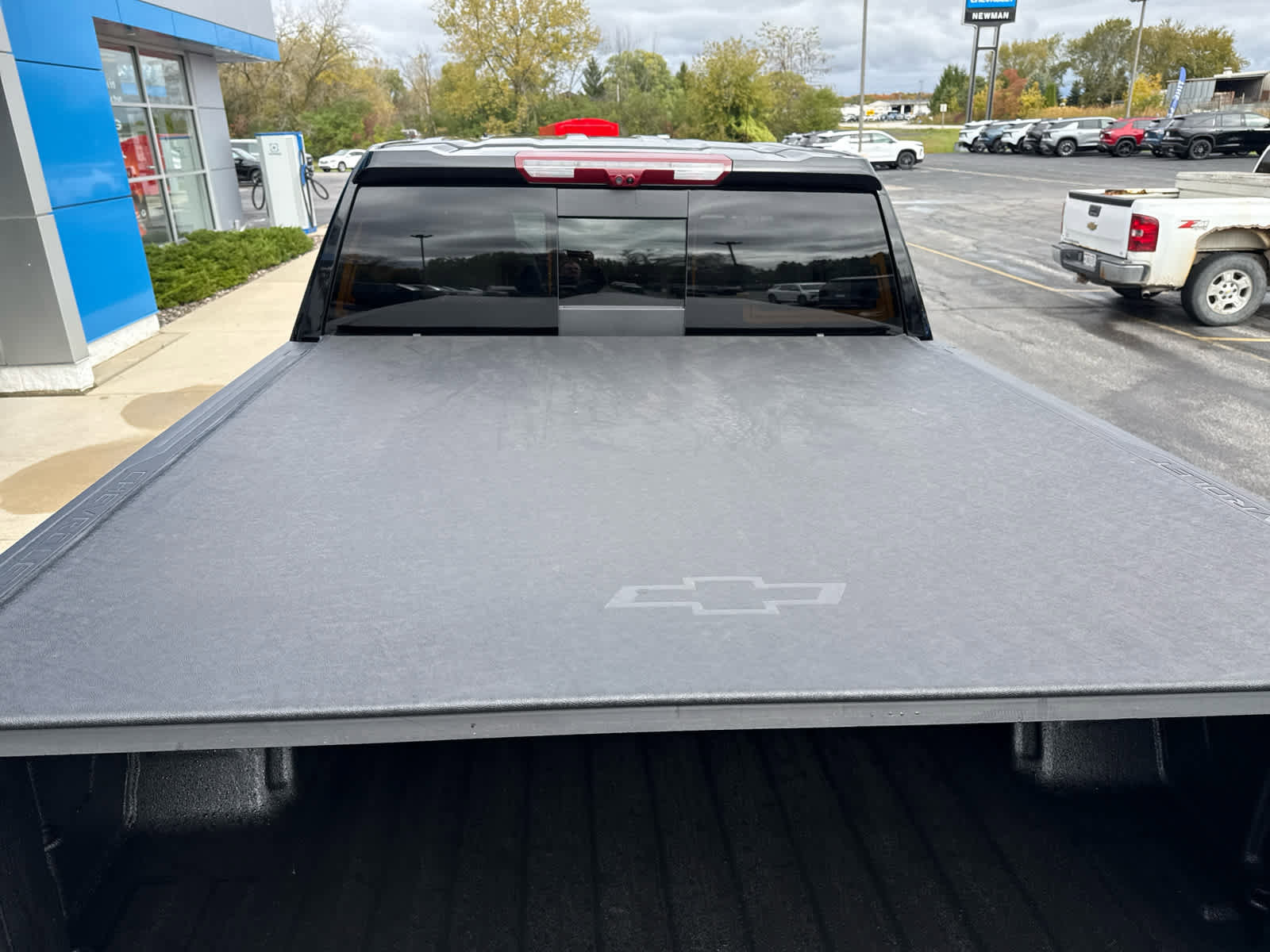 New 2026 Chevrolet Silverado 1500 ZR2 w/ Dark Appearance Package image 13