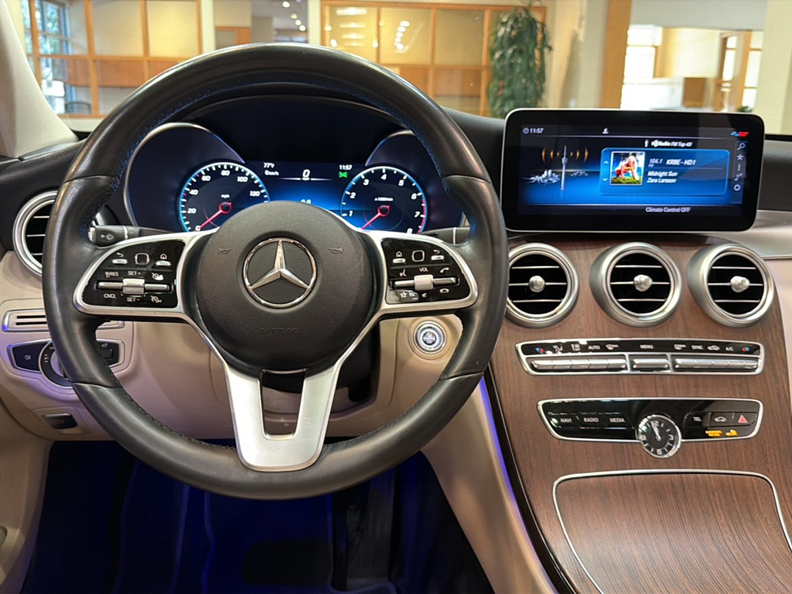 Used 2021 Mercedes-Benz C 300 4MATIC Sedan image 13