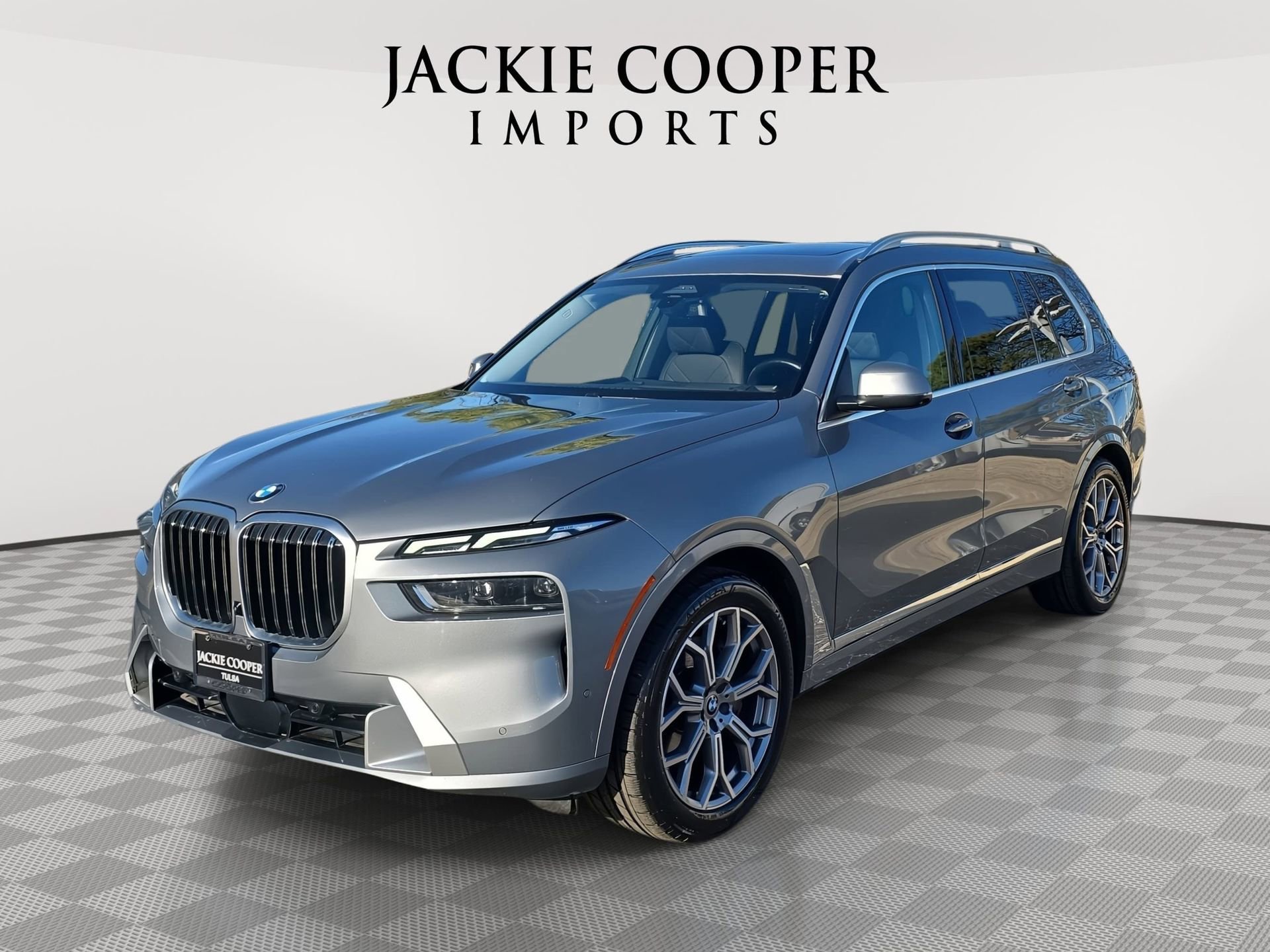 Used 2023 BMW X7 xDrive40i w/ Premium Package image 1