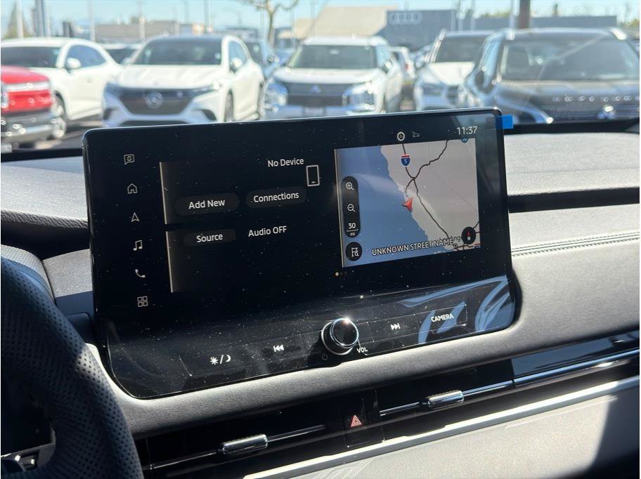 New 2026 Mitsubishi Outlander SE FWD image 13