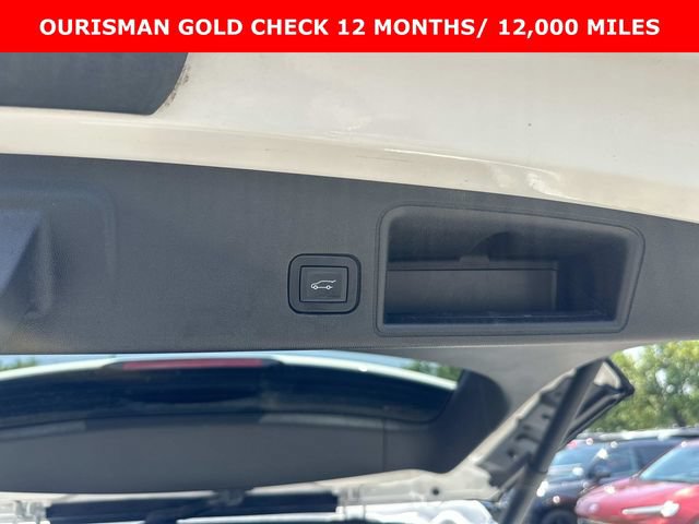 Used 2018 GMC Terrain SLT w/ Preferred Package FWD image 17