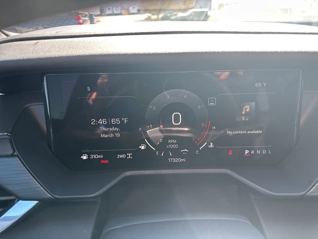 Used 2025 GMC Acadia Elevation w/ Elevation Premium Package image 2