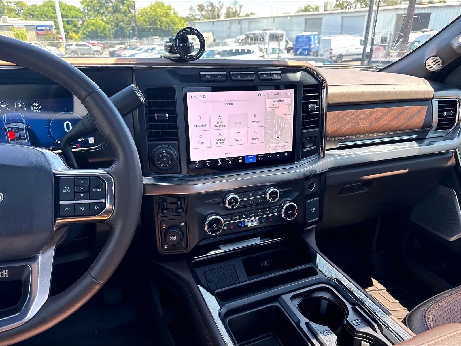 Used 2024 Ford F250 King Ranch AWD/4WD image 9
