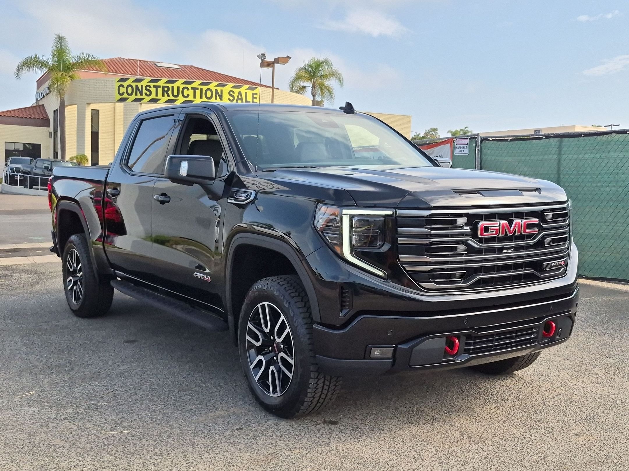 New 2026 GMC Sierra 1500 AT4 w/ AT4 Premium Package AWD/4WD image 7