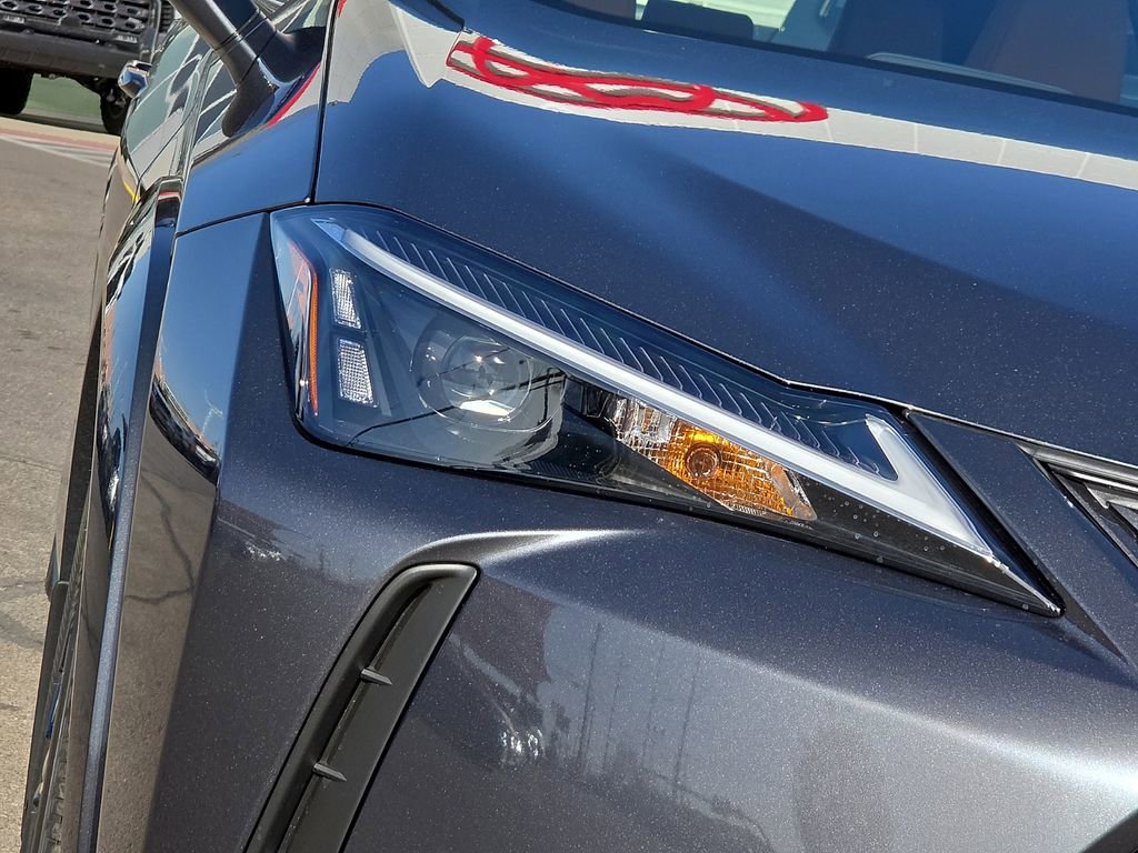 New 2026 Lexus UX 300h FWD image 8