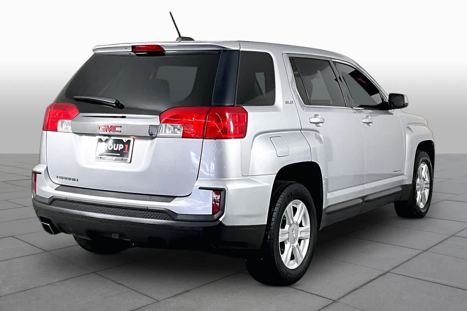 Used 2016 GMC Terrain SLE FWD image 13