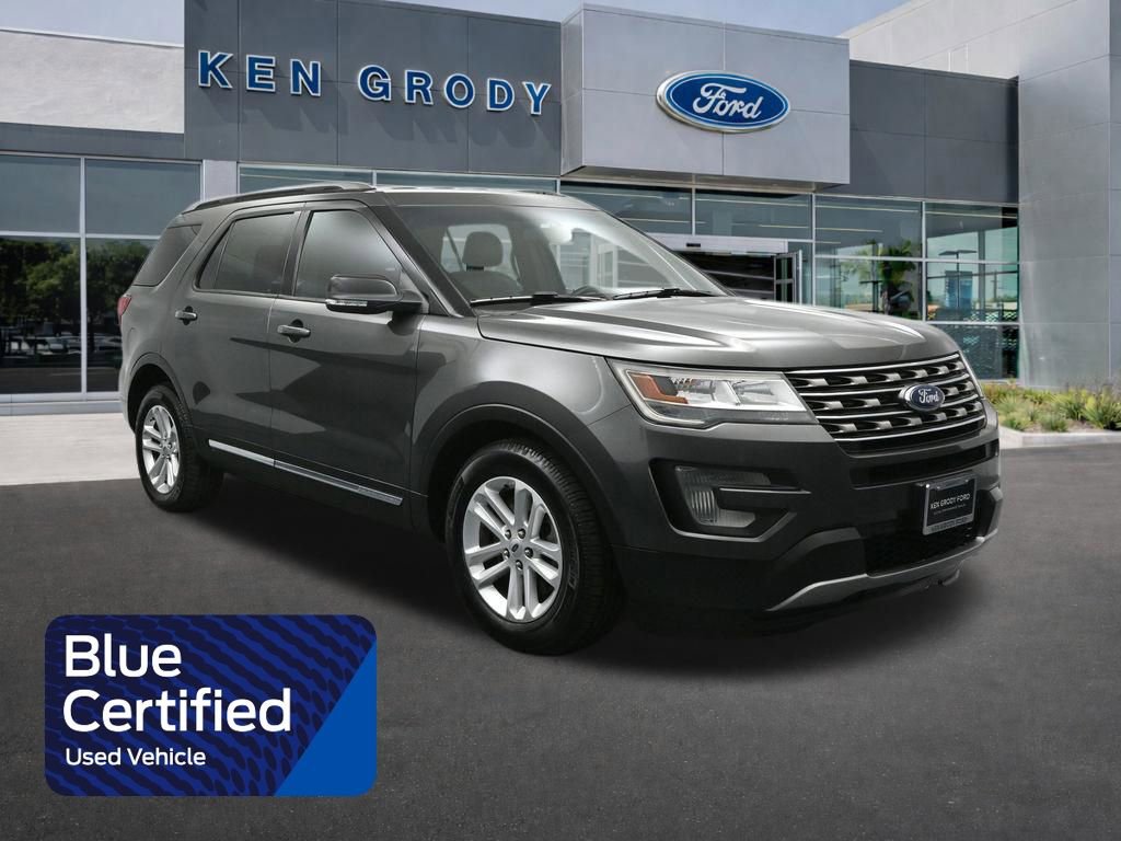 Certified 2017 Ford Explorer XLT w/ Equipment Group 202A FWD image 1