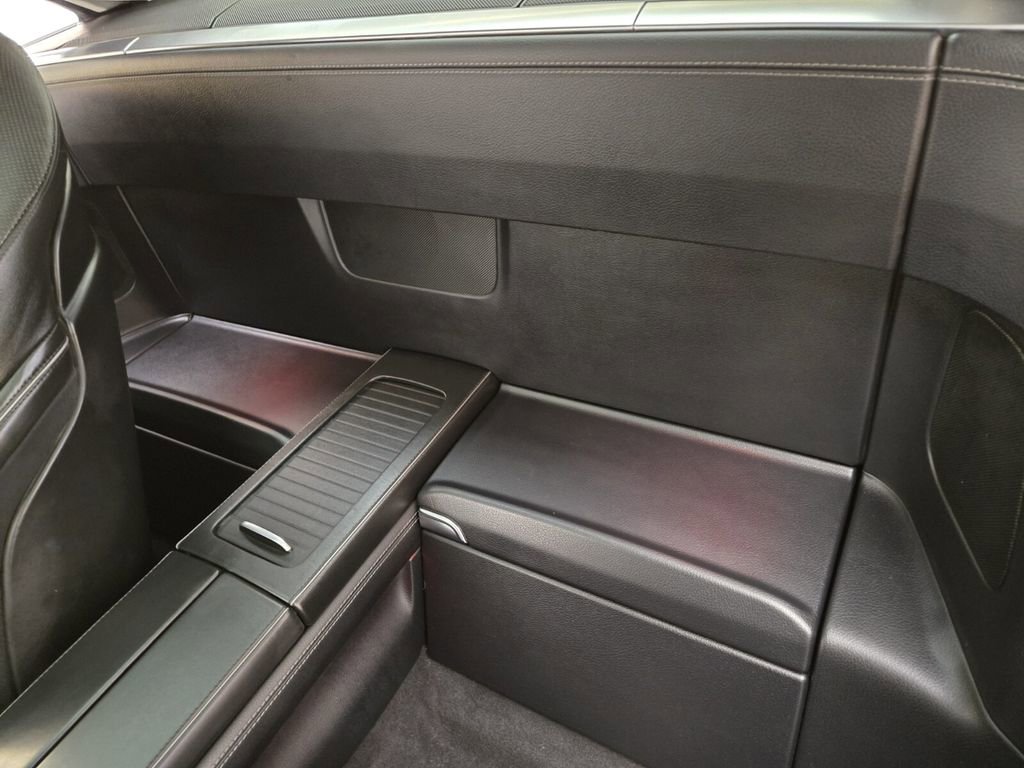 Used 2014 Mercedes-Benz SL 550 image 18