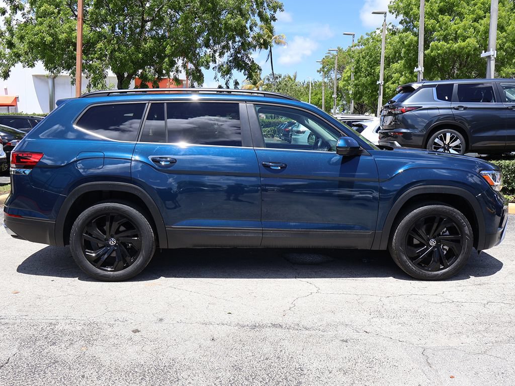 Used 2022 Volkswagen Atlas SE w/ Panoramic Sunroof Package FWD image 18