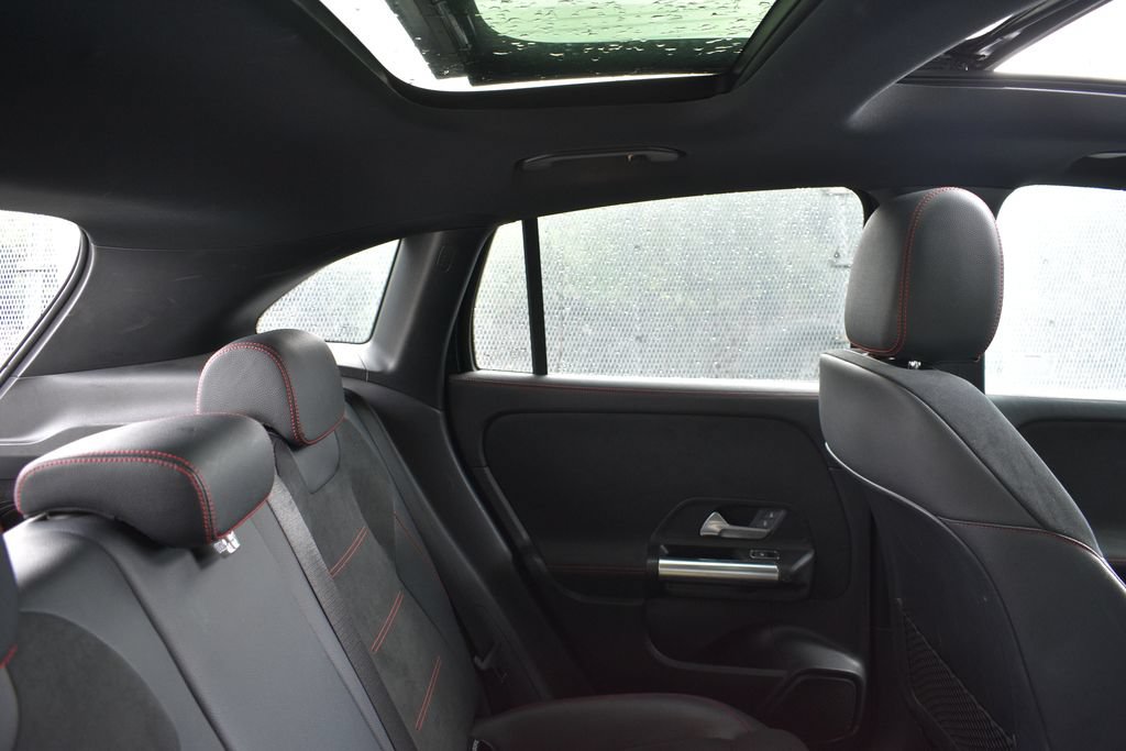 Used 2023 Mercedes-Benz GLA 250 image 26