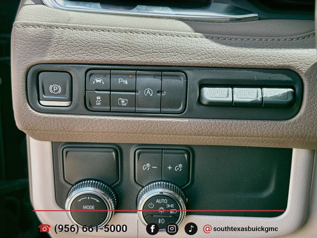 Used 2024 GMC Yukon Denali RWD image 23