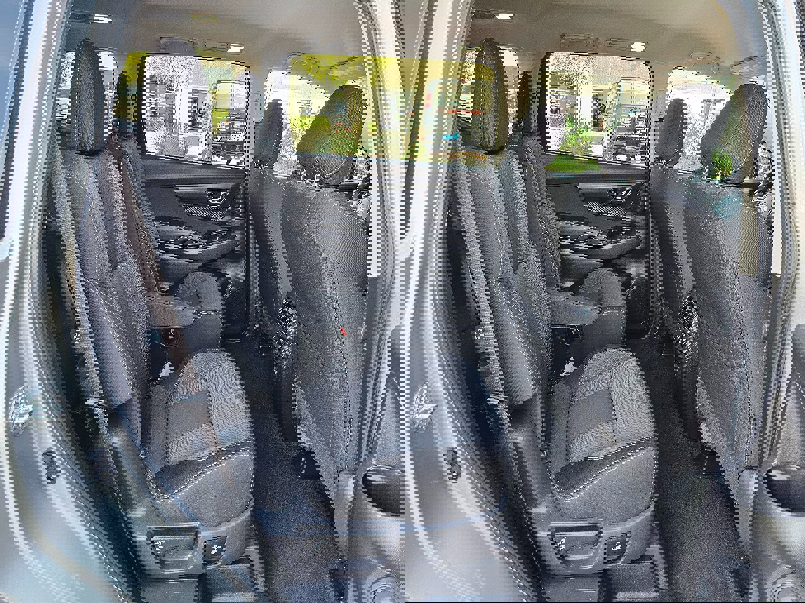 Used 2025 Subaru Ascent Premium image 25