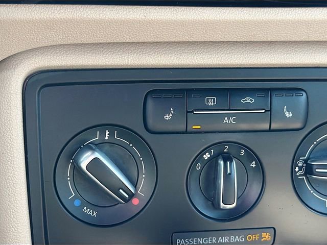 Used 2014 Volkswagen Beetle 1.8T image 20