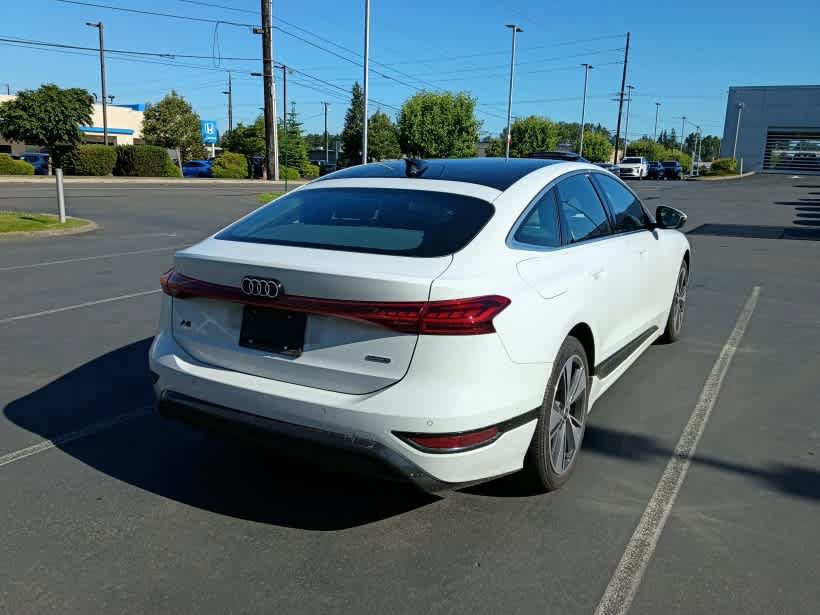 Used 2025 Audi A6 e-tron Premium Plus w/ Premium Plus AWD/4WD image 4