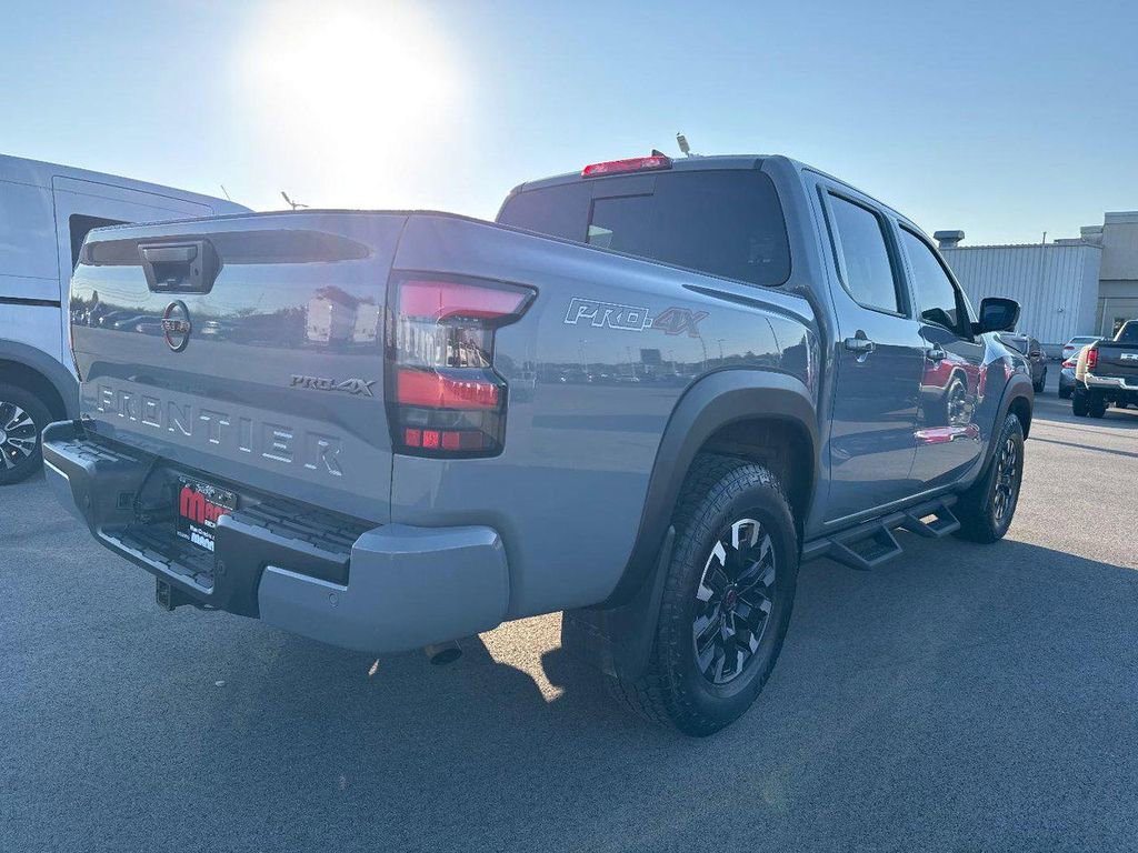 Used 2023 Nissan Frontier PRO-4X w/ Pro Convenience Package image 5