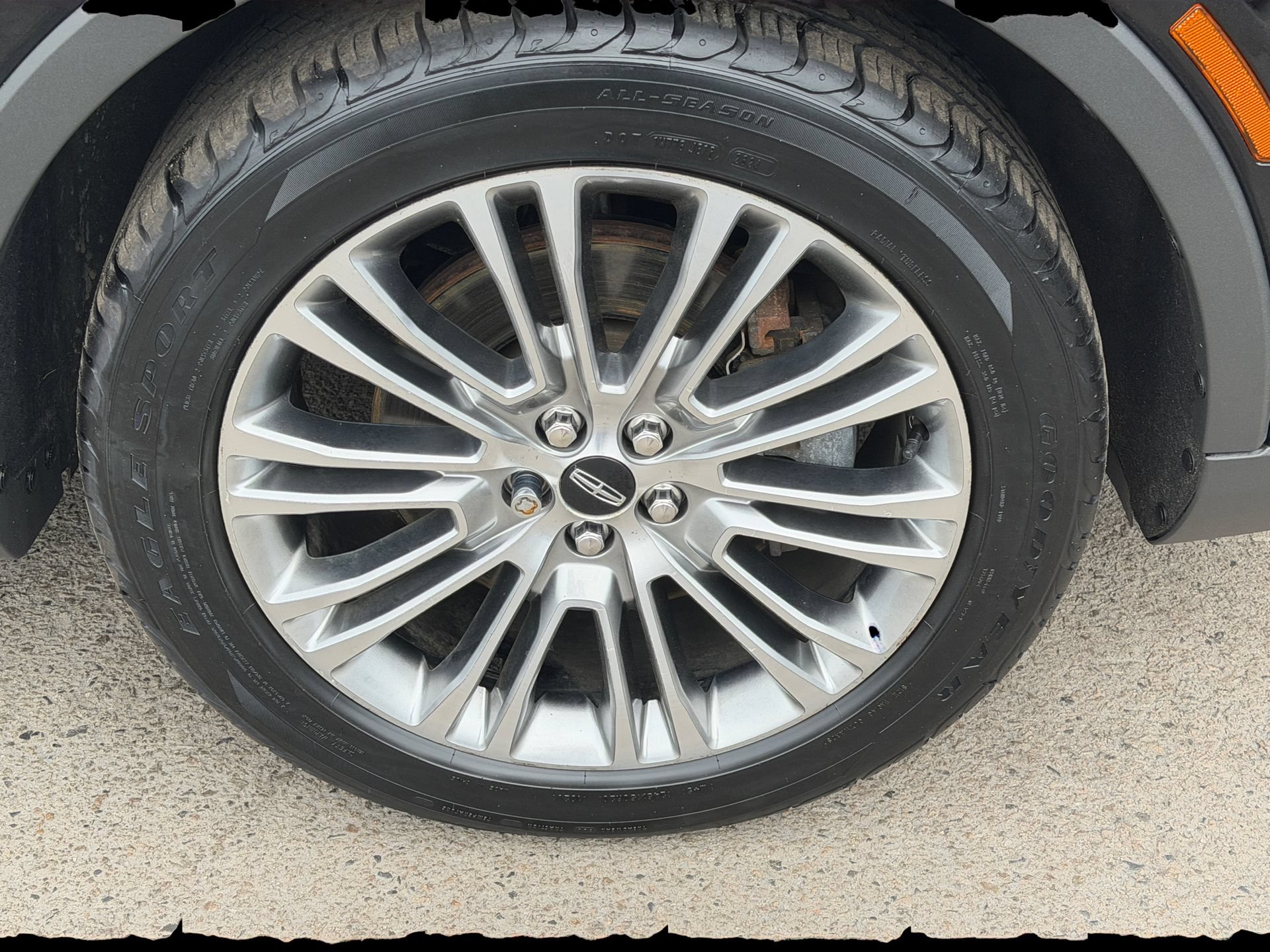 Used 2018 Lincoln MKX Reserve AWD/4WD image 7