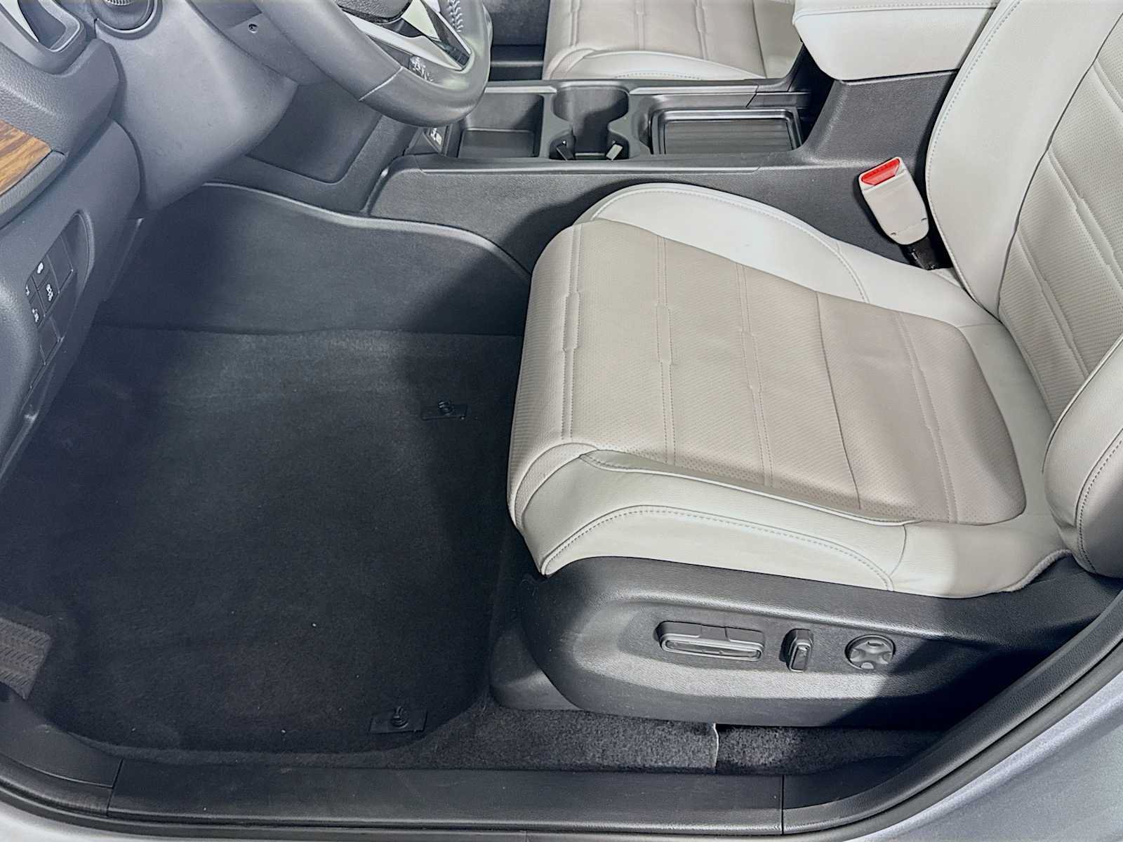 Used 2022 Honda CR-V EX-L image 18