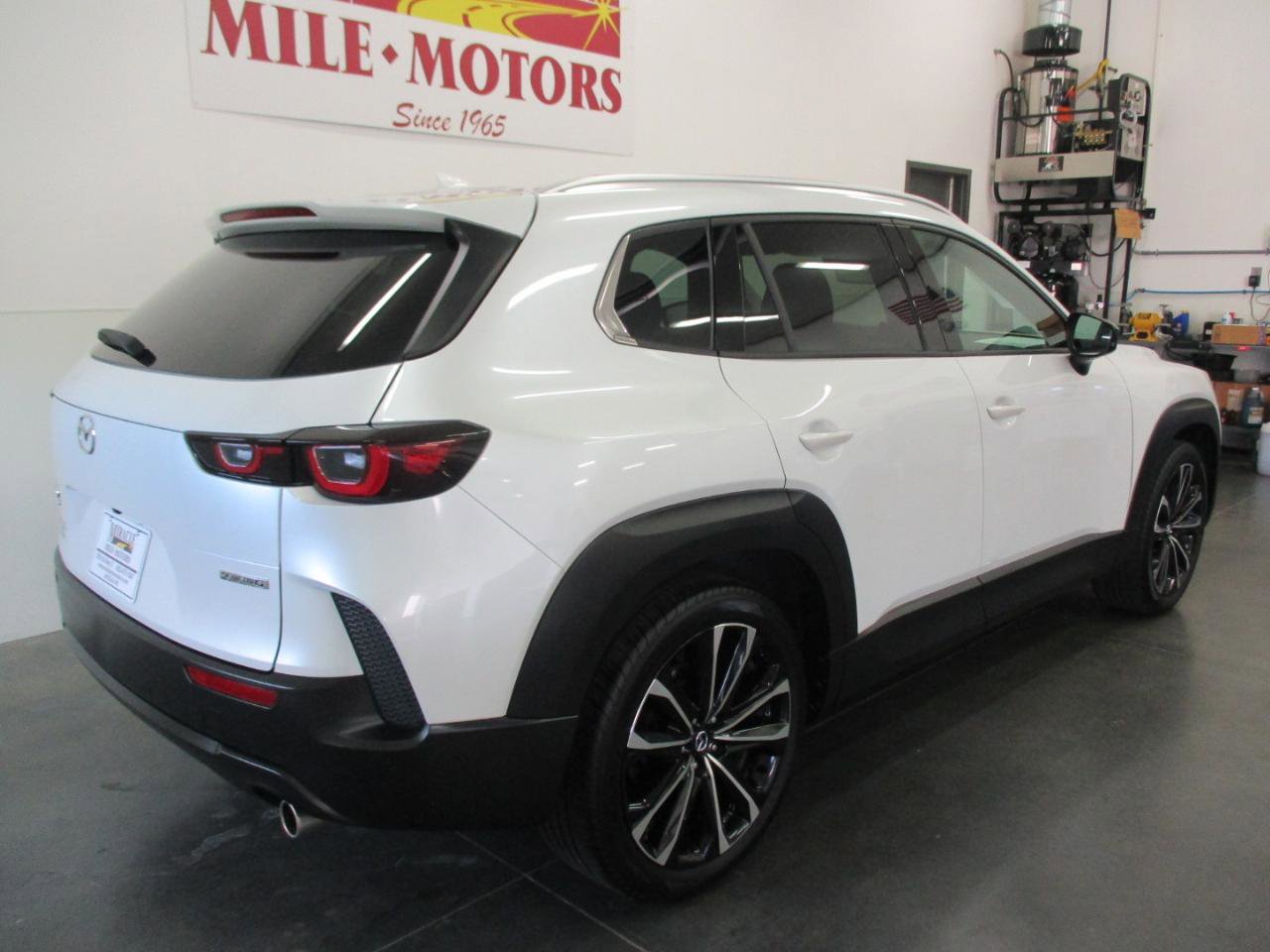 Used 2025 MAZDA CX-50 AWD 2.5 S w/ Premium Plus Pkg image 7