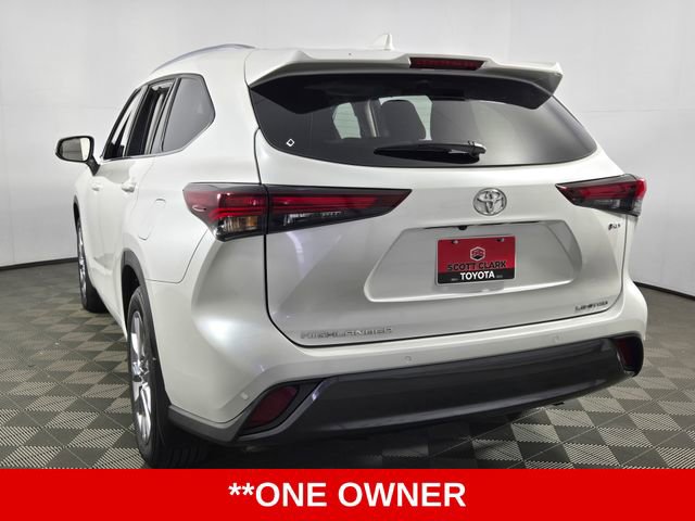Used 2025 Toyota Highlander Limited image 6
