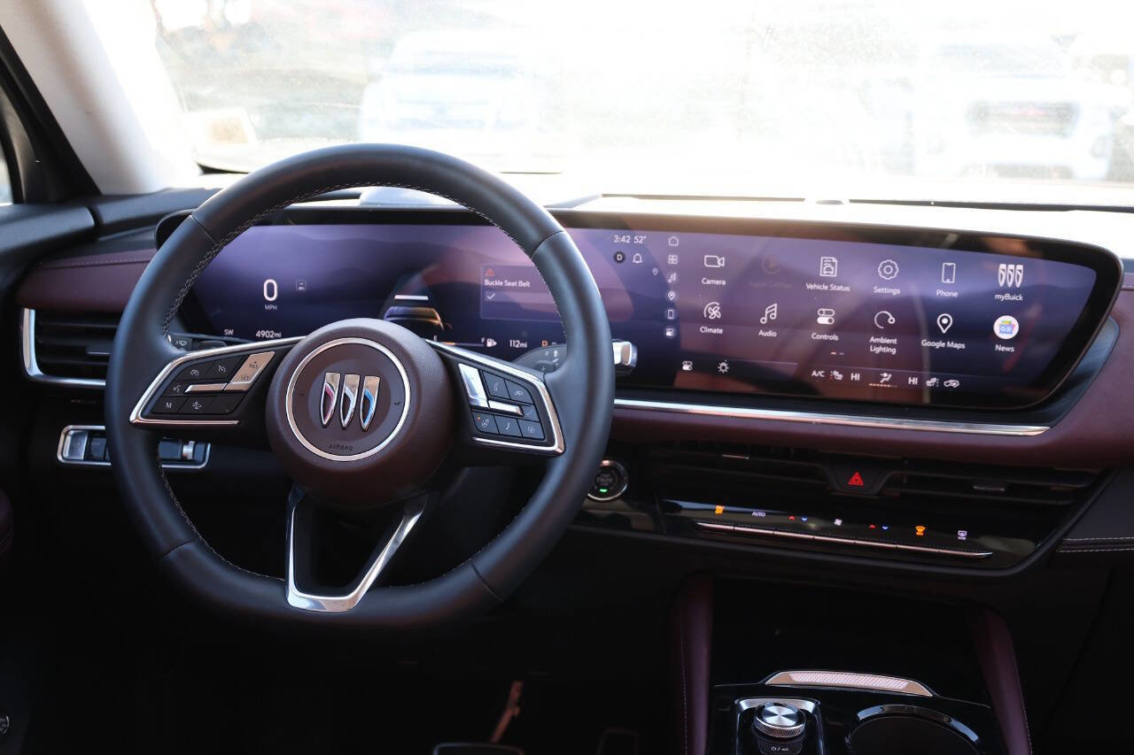Used 2025 Buick Envision Sport Touring image 23