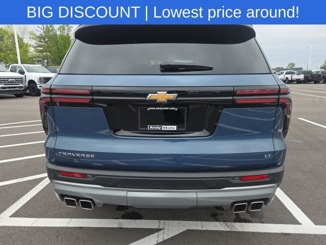 Used 2024 Chevrolet Traverse LT w/ LPO, Floor Liner Package FWD image 10