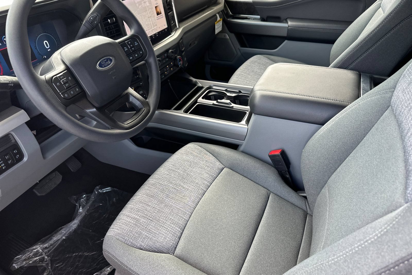 New 2026 Ford F250 XLT w/ XLT Premium Package AWD/4WD image 10