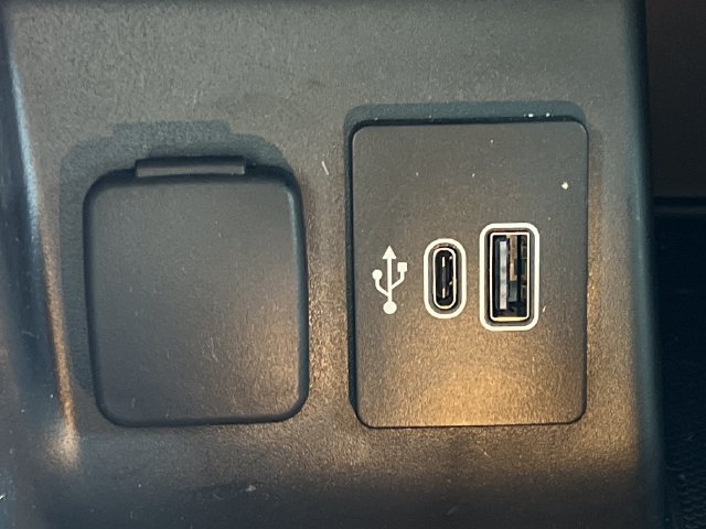 Used 2025 Ford Explorer ST w/ Sun And Sound Package AWD/4WD image 30