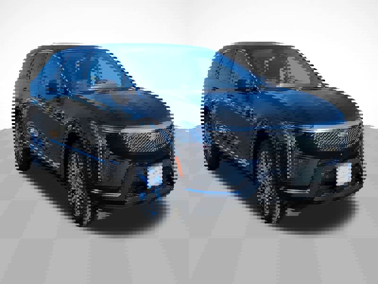 New 2025 Cadillac Optiq Luxury 1 image 3