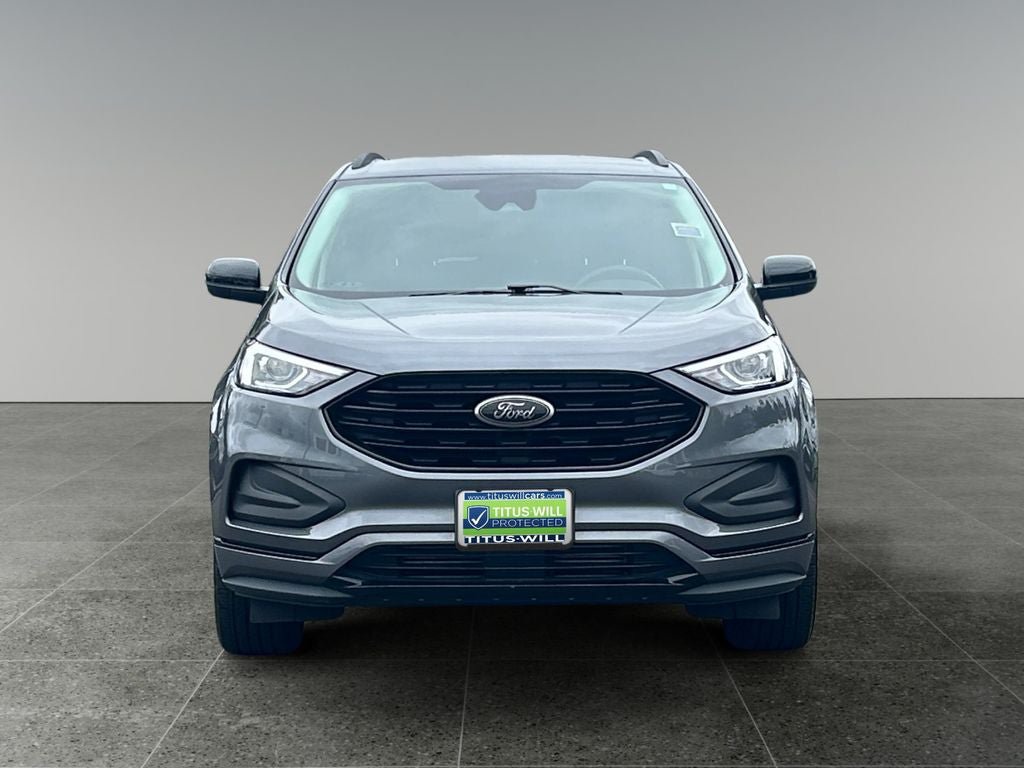 Used 2022 Ford Edge SE w/ Black Appearance Package AWD/4WD image 2