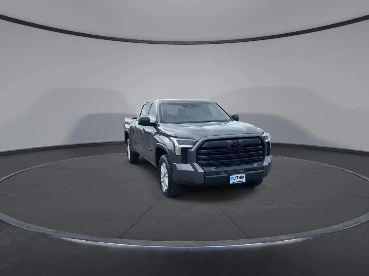 Used 2023 Toyota Tundra SR5 w/ SR5 Premium Package AWD/4WD image 4