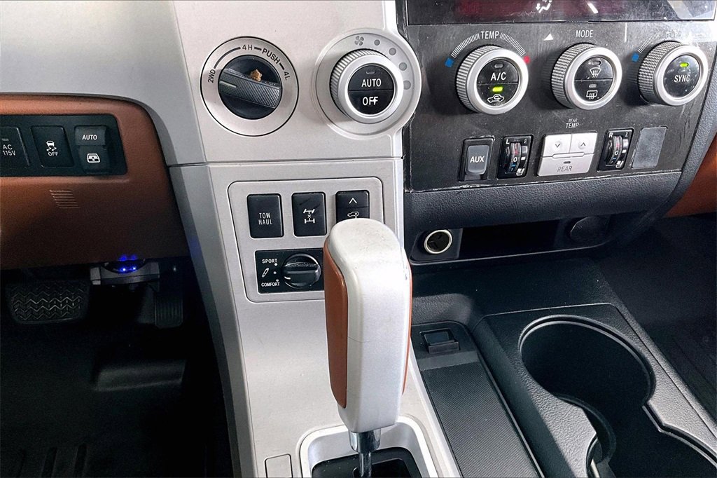 Used 2008 Toyota Sequoia Platinum image 15