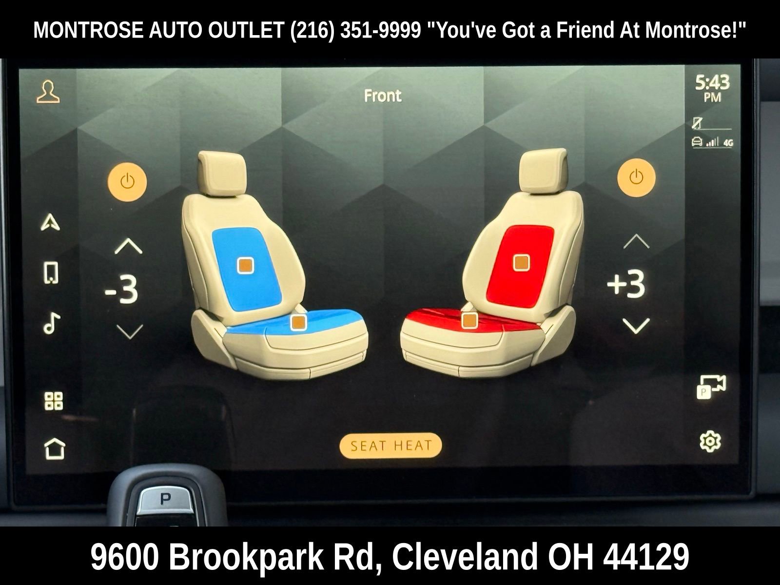 New 2026 Land Rover Defender 110 X-Dynamic SE image 24