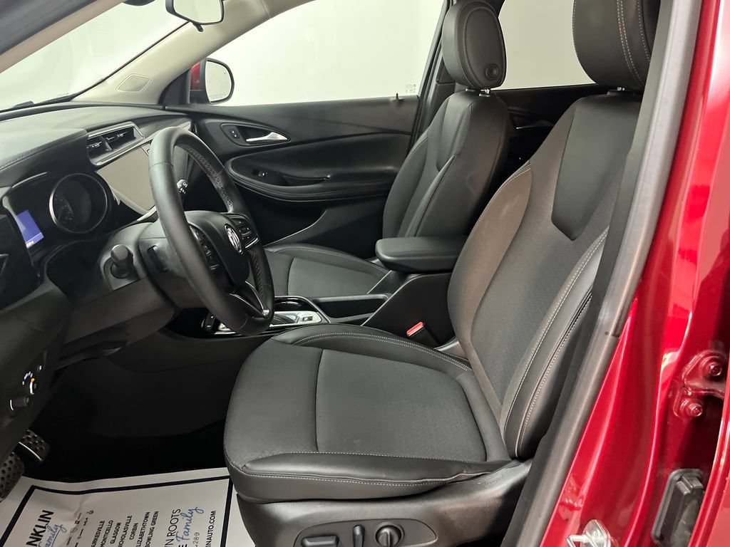 Used 2023 Buick Encore GX Select w/ Sport Touring Package FWD image 12