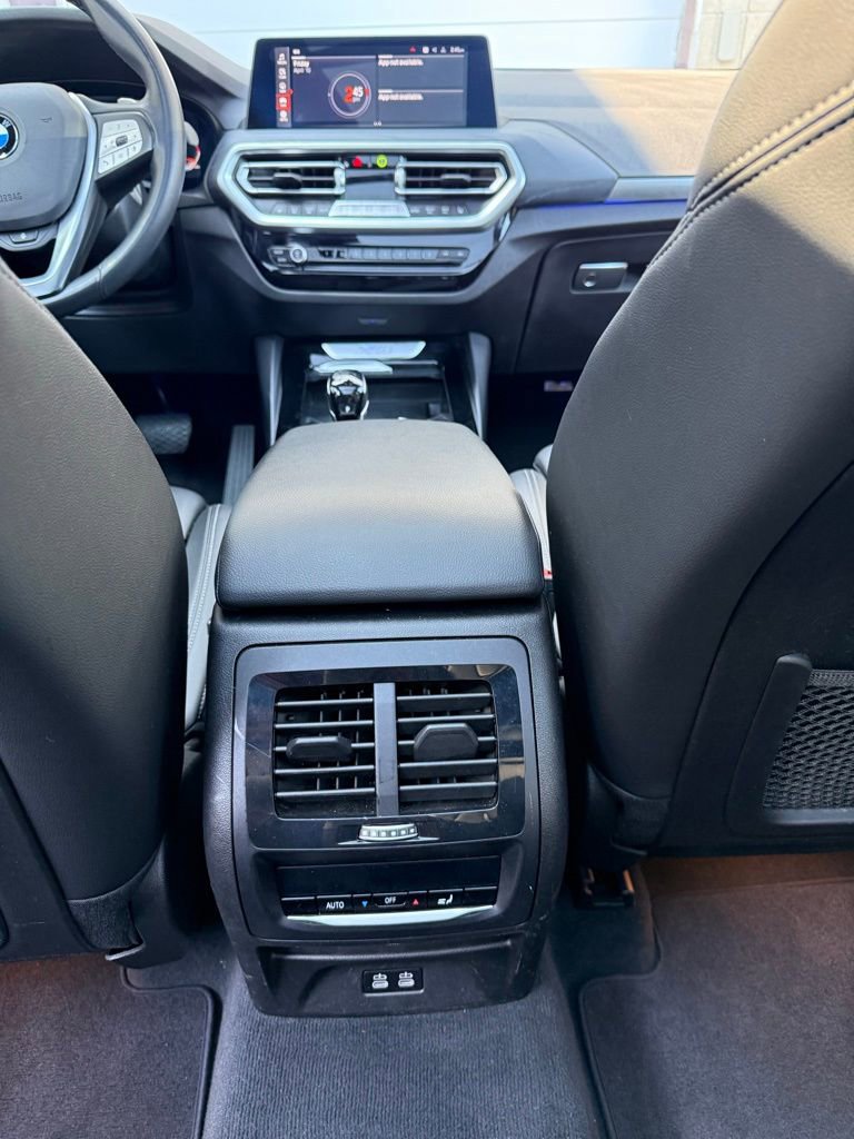 Used 2024 BMW X3 xDrive30i AWD/4WD image 25