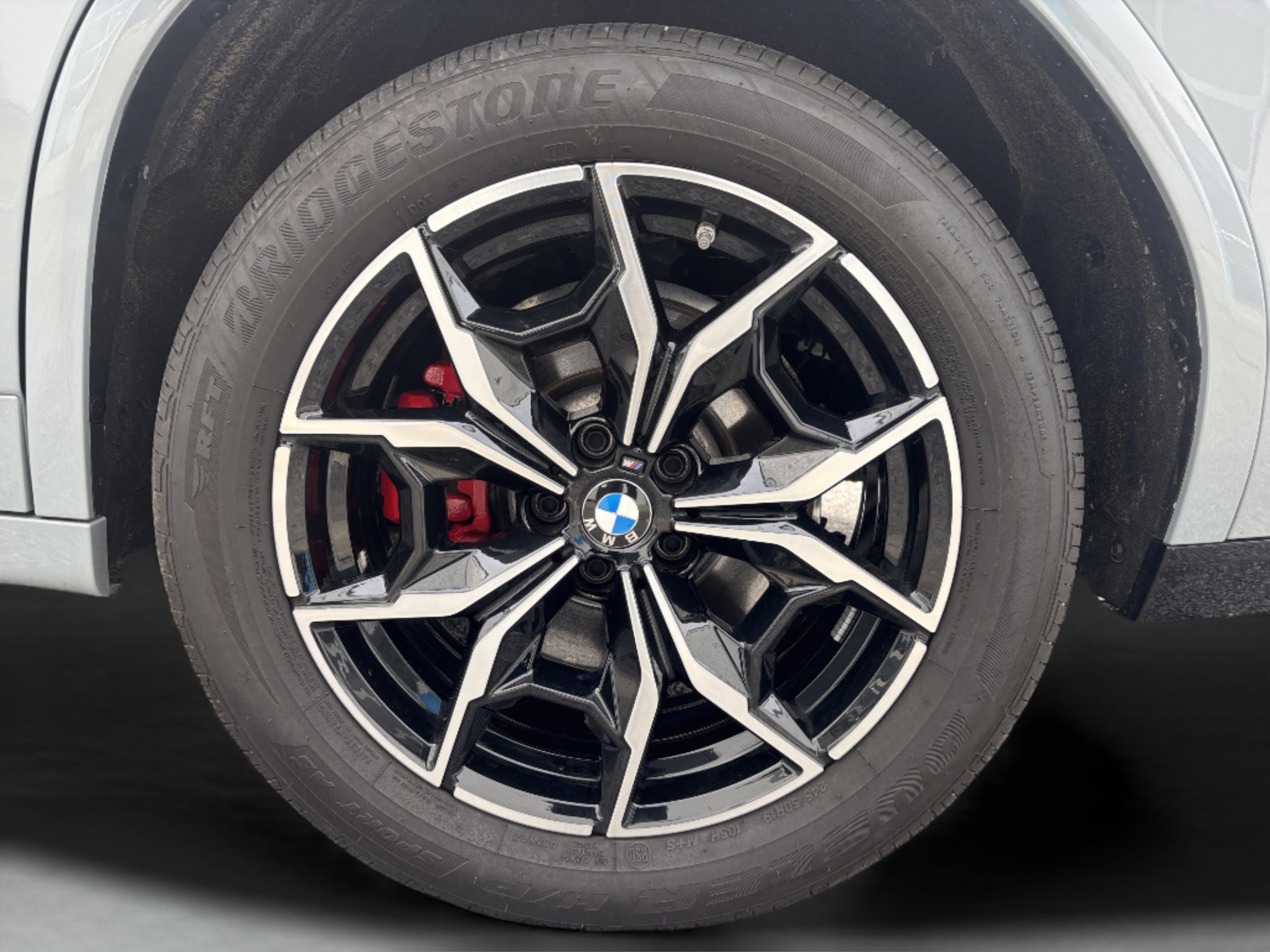 Used 2025 BMW X4 M40i w/ Premium Package AWD/4WD image 31