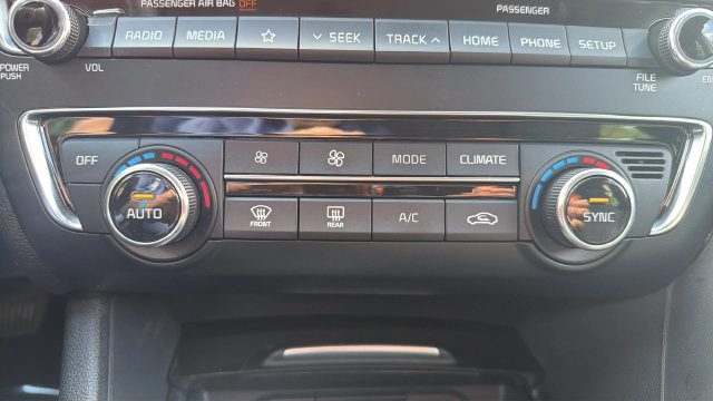 Used 2020 Kia Optima EX FWD image 20