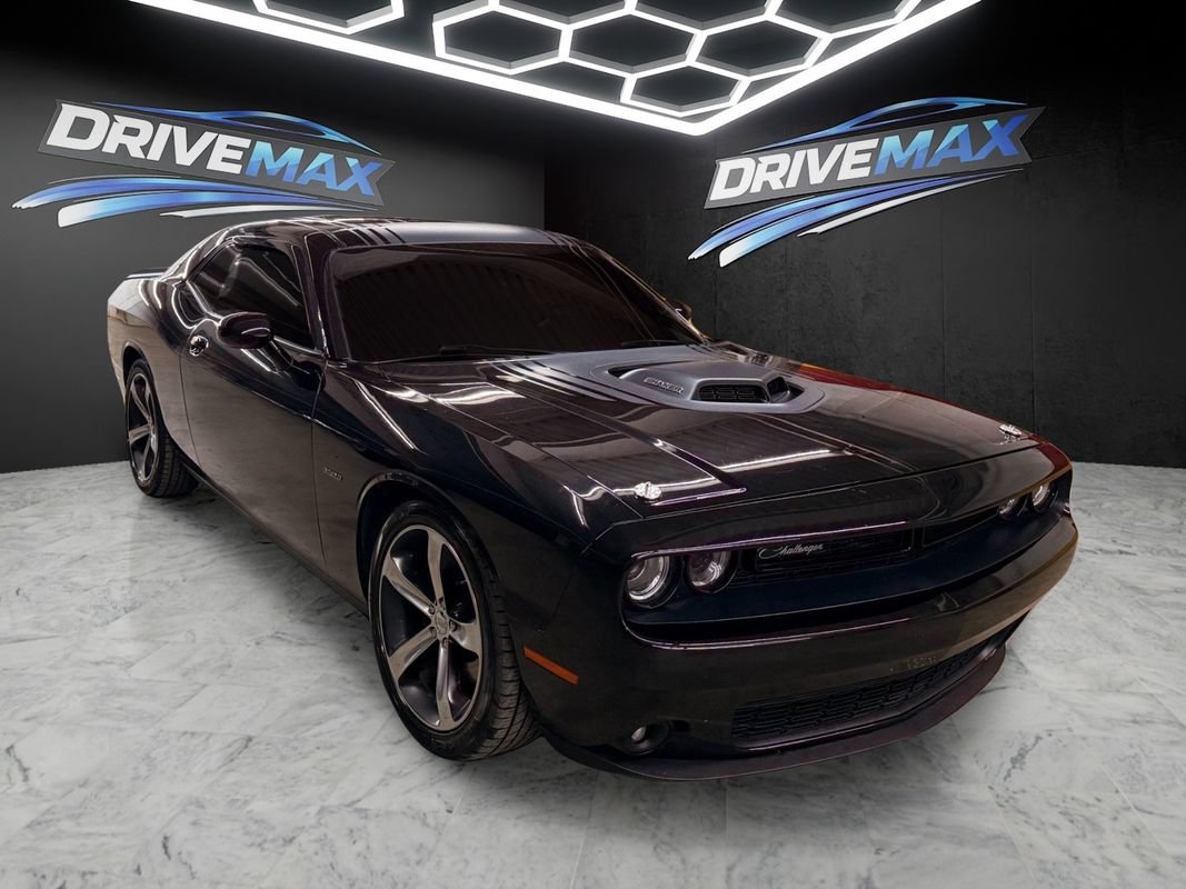 Used 2016 Dodge Challenger R/T Plus RWD image 3