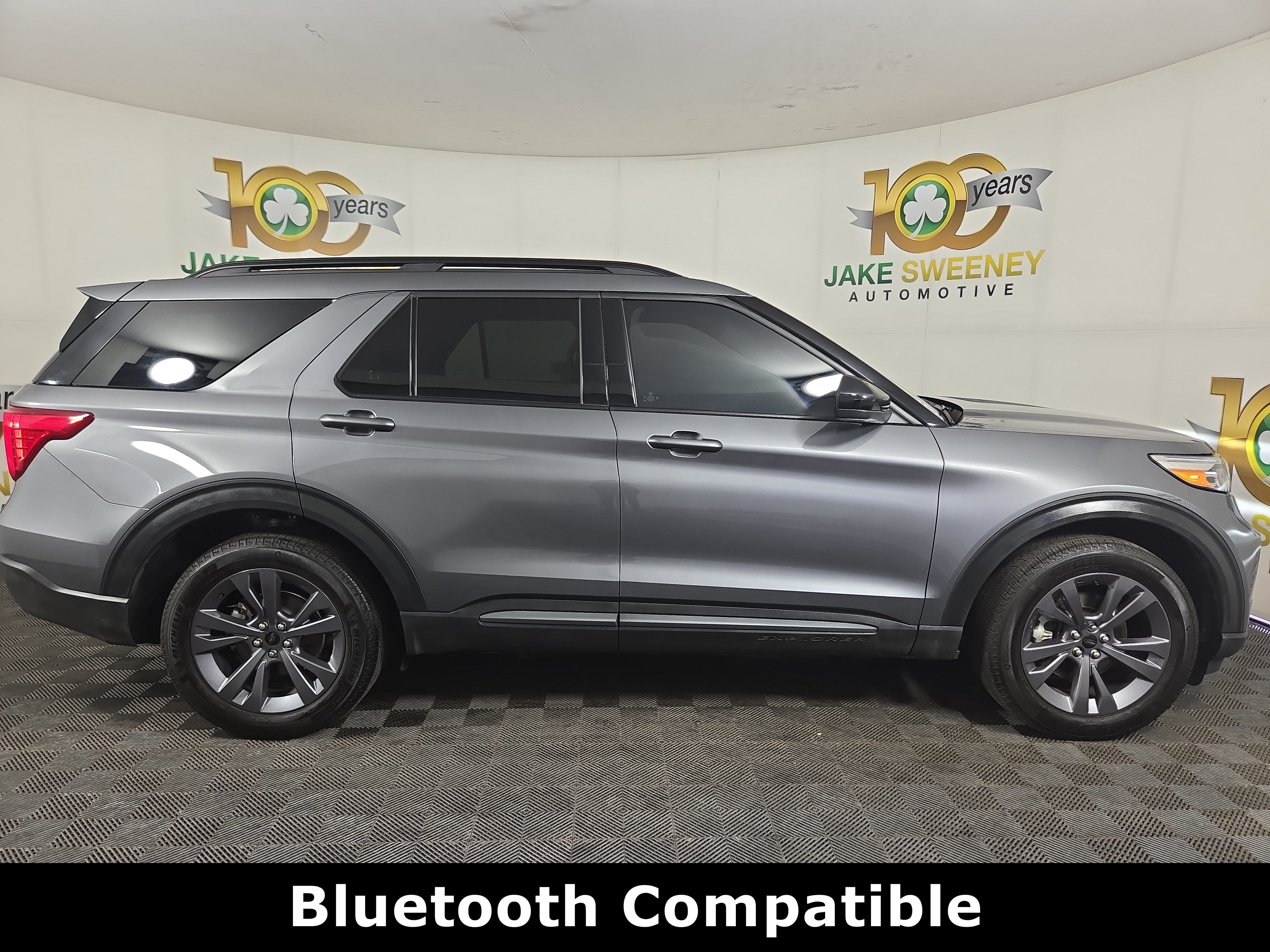 Used 2023 Ford Explorer XLT w/ Equipment Group 202A AWD/4WD image 10