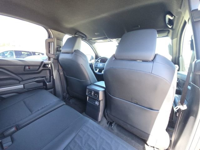 Used 2025 Toyota 4Runner TRD Sport Premium AWD/4WD image 17