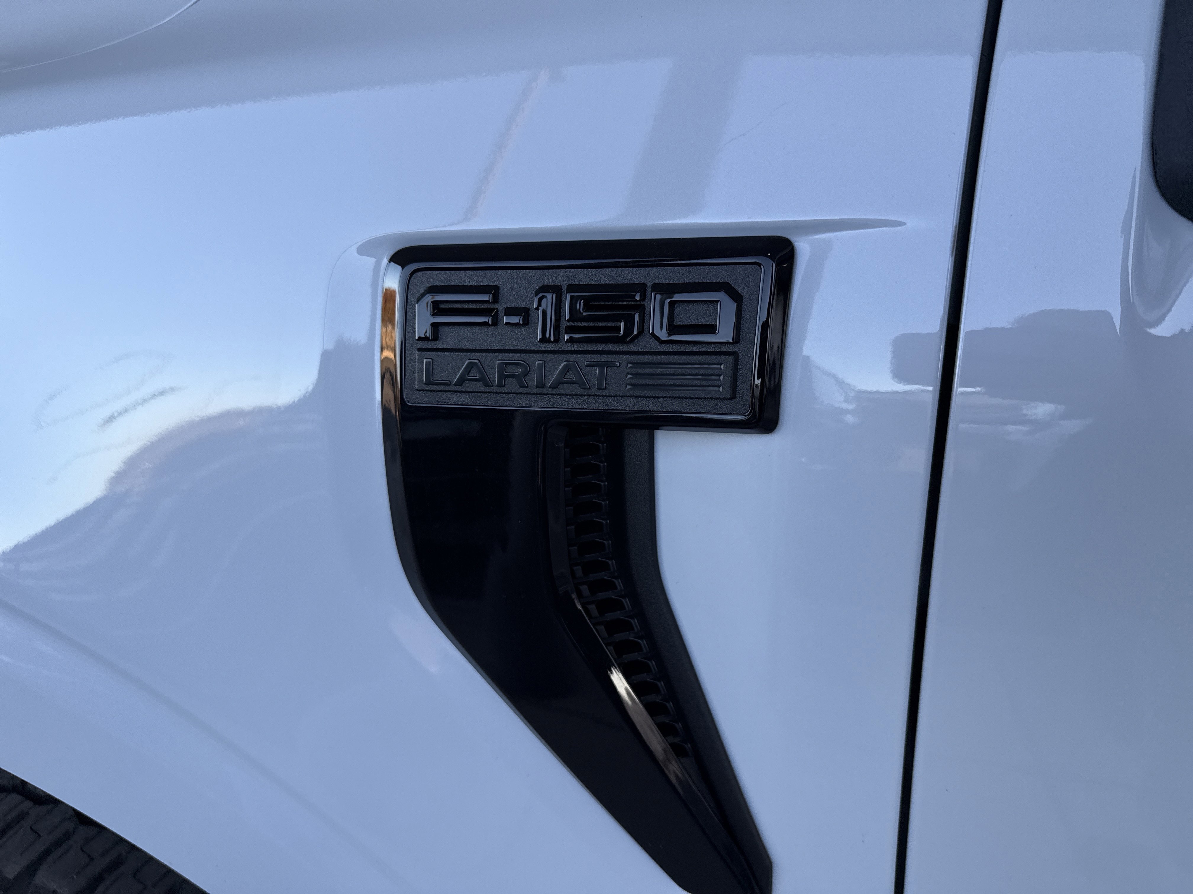 New 2025 Ford F150 Lariat image 8