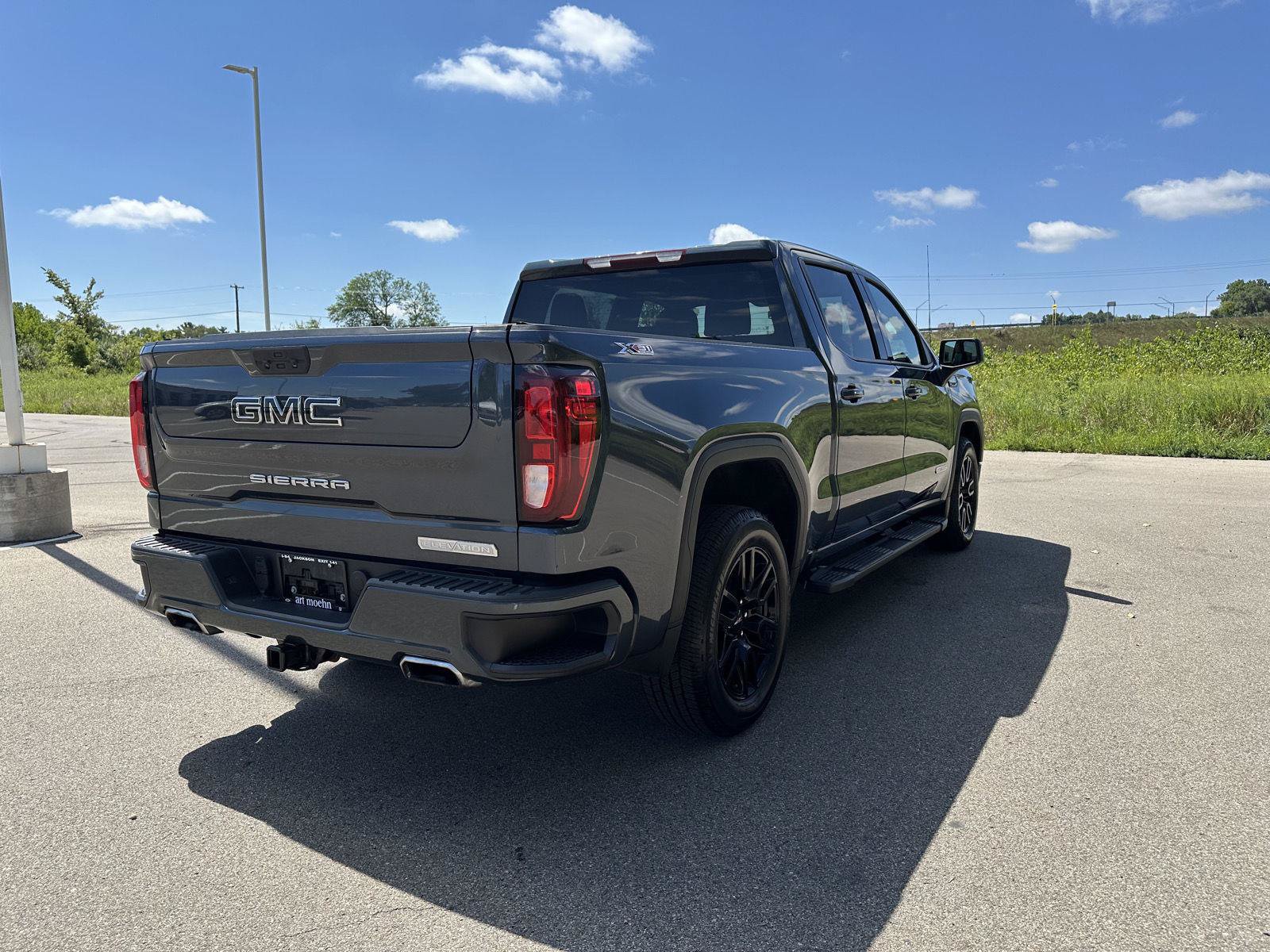 Used 2021 GMC Sierra 1500 Elevation AWD/4WD image 7
